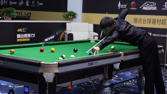 [德甲]第10轮：弗赖堡3-3门兴格拉德巴赫 集锦.